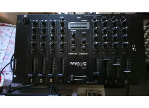 Audiophonie MYA8C.JPG