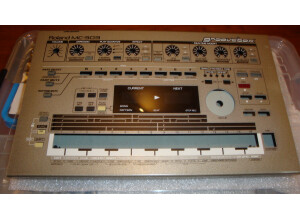 Roland MC-303 (86410)
