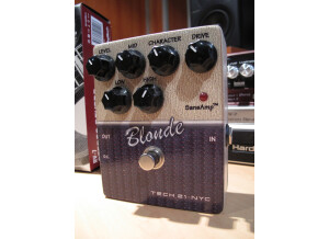 Tech 21 Blonde (27360)