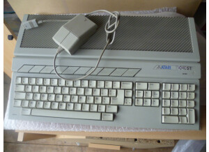 Atari 1040 STE (73473)