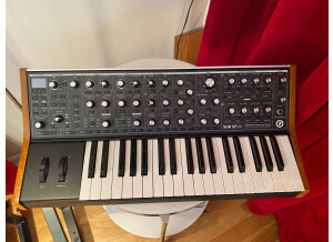 Moog Music SUB 37 (40237)