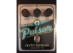 Electro-Harmonix Stereo Pulsar (93794)
