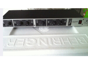 Behringer snr202 denoiser