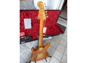 Fender Artisan Spalted Maple Stratocaster (88320)