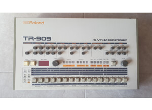 Roland TR-909 (75548)