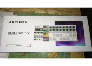 Arturia BeatStep Pro (75958)