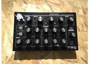 moog-music-minitaur-2878913