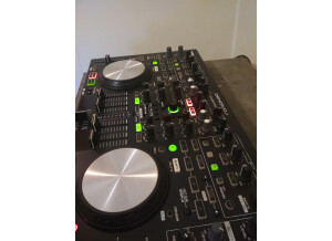 Denon DJ DN-MC6000MK2 (9079)