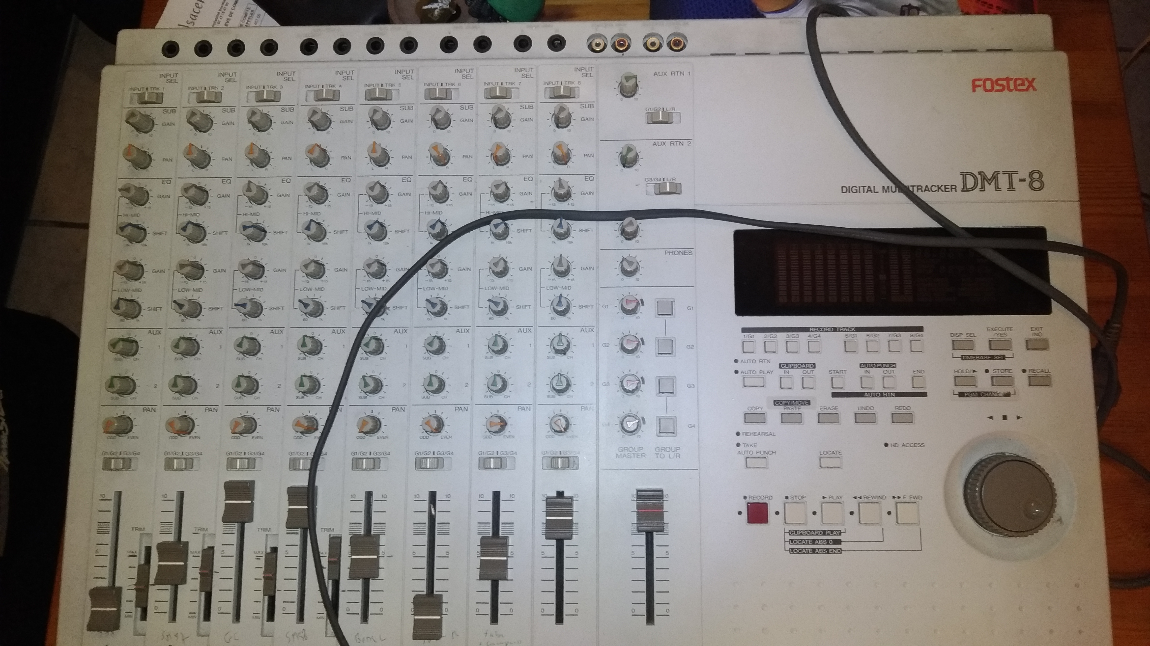 Vends 8 pistes Fostex DMT 8. DD changé (10Go)