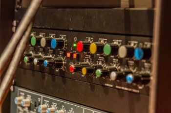 Studio180-22 Studio180-22