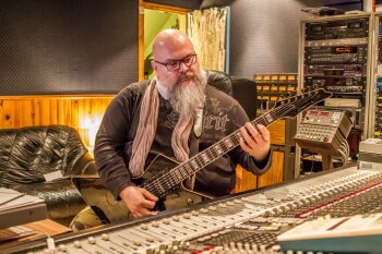 Studio180-12 Studio180-12