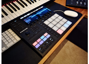 Native Instruments Maschine mk3 (38125)