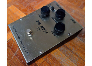 Electro-Harmonix Big Muff Pi "Triangle Knobs" (28867)