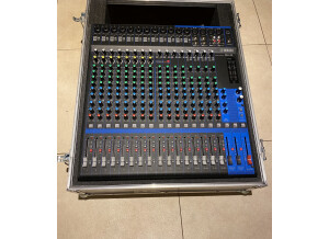 49727325-B56D-4209-B04A-F58C264429E6