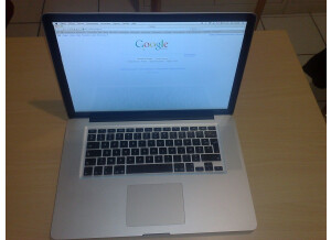 Apple Macbook Pro 15,4" Intel Core2 Duo (Nouvelle Génération) 2,4 Ghz (82597)