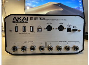 Akai Professional EIE Pro (67843)