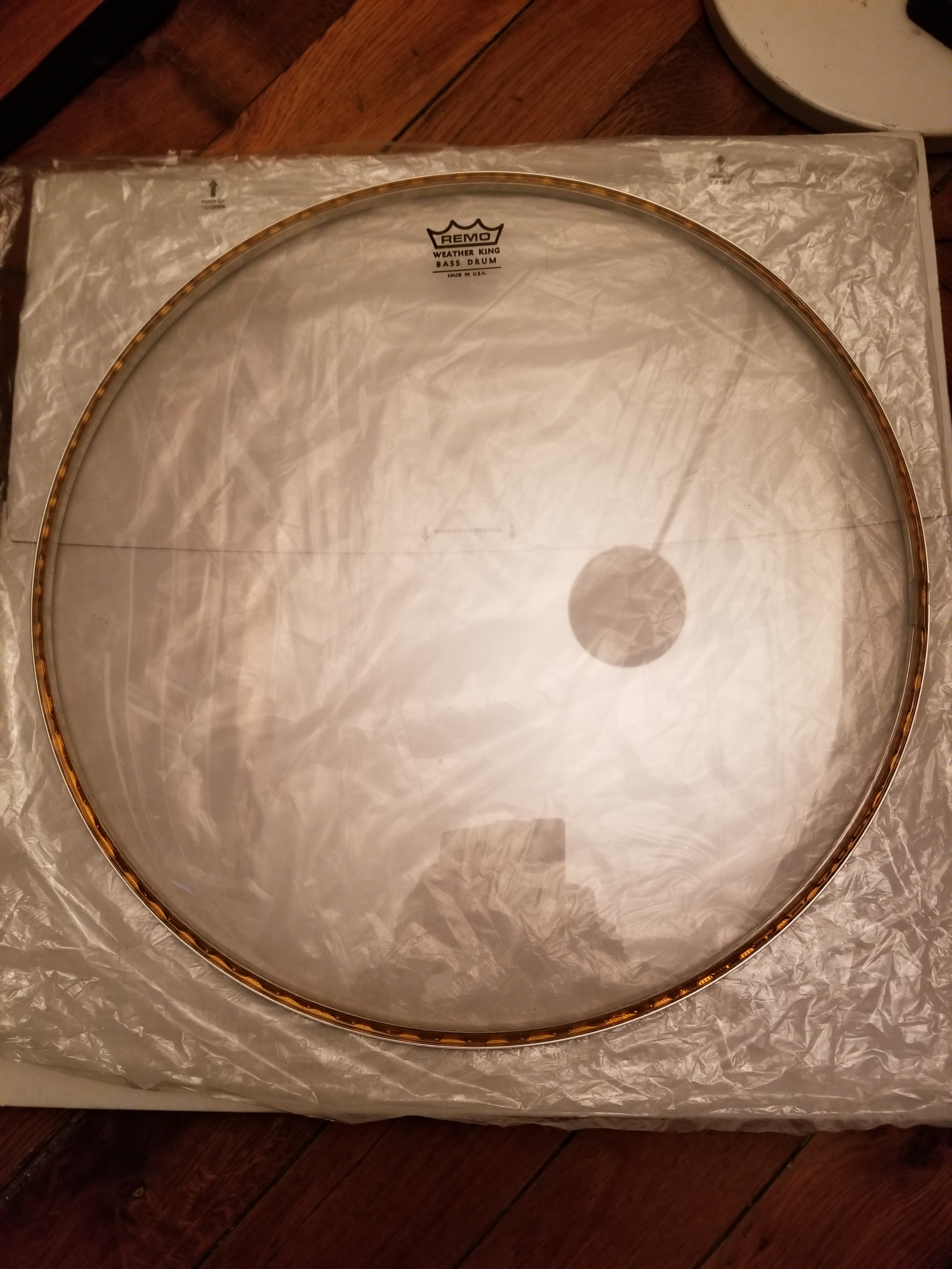 REMO weather king bass drum 20"