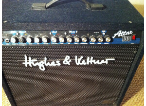 Hughes & Kettner ATTAX 100-moquette bleue