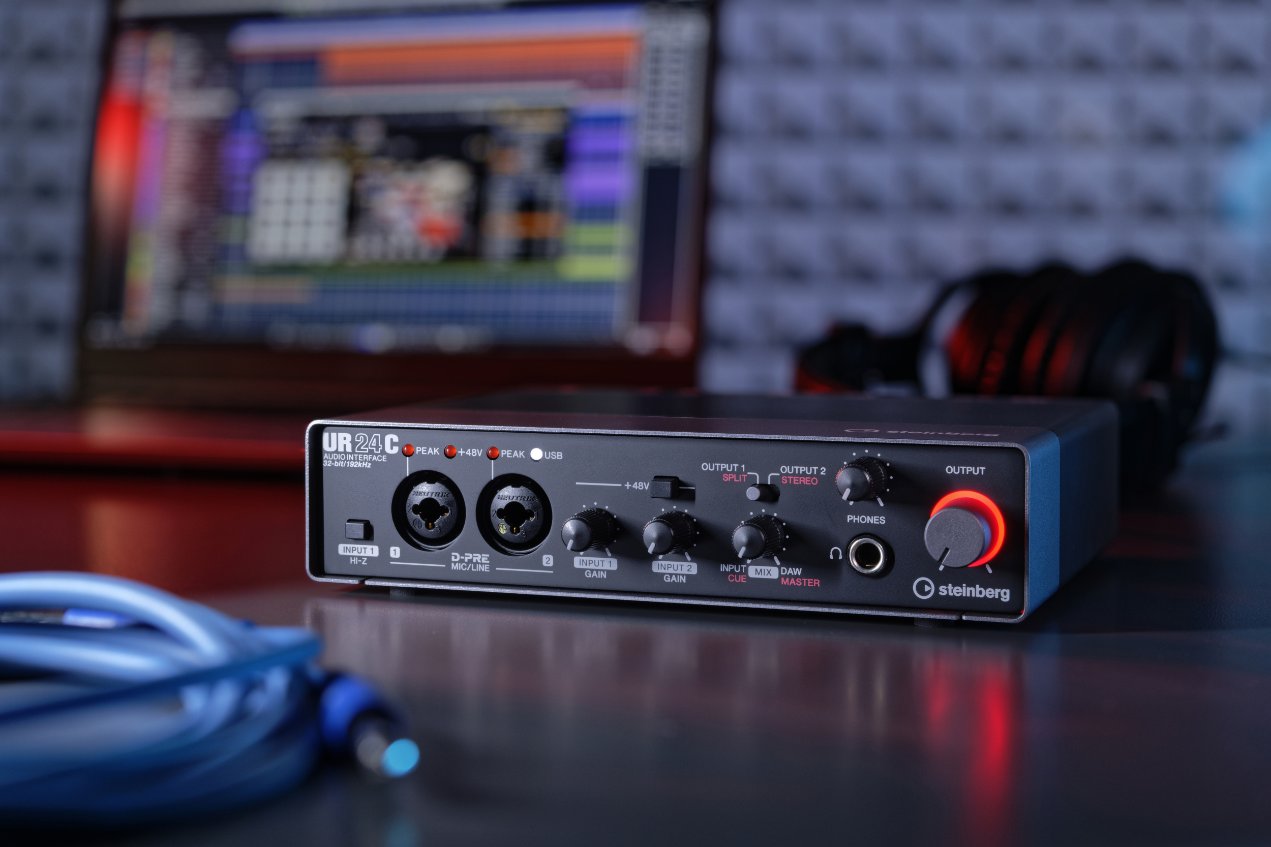 Steinberg UR24C mood front view _3986