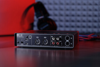 Steinberg UR24C mood rear view _3996 Steinberg UR24C mood rear view _3996