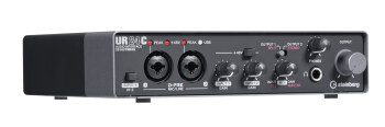 Steinberg UR24C cropped angle left no LED1122 Steinberg UR24C cropped angle left no LED1122