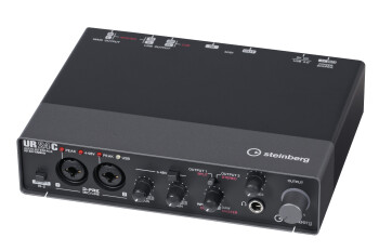 Steinberg UR24C cropped angle right 1 no led 1097 3 Steinberg UR24C cropped angle right 1 no led 1097 3