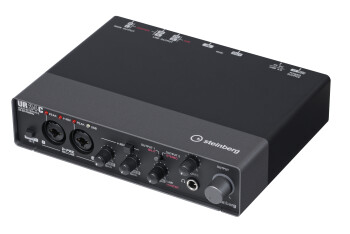 Steinberg UR24C cropped angle right 2 no led 1102 Steinberg UR24C cropped angle right 2 no led 1102