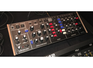 Behringer Model D (27342)