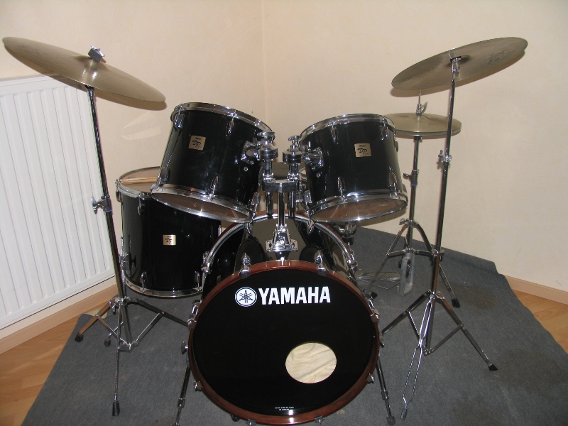 Yamaha DP Drum Kit