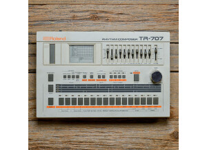 Roland TR-707 (19990)