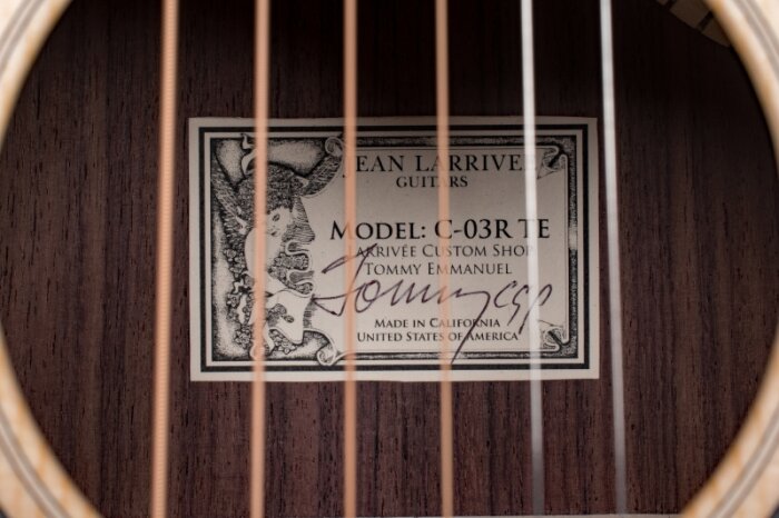 tommyemmanuel tommyemmanuel