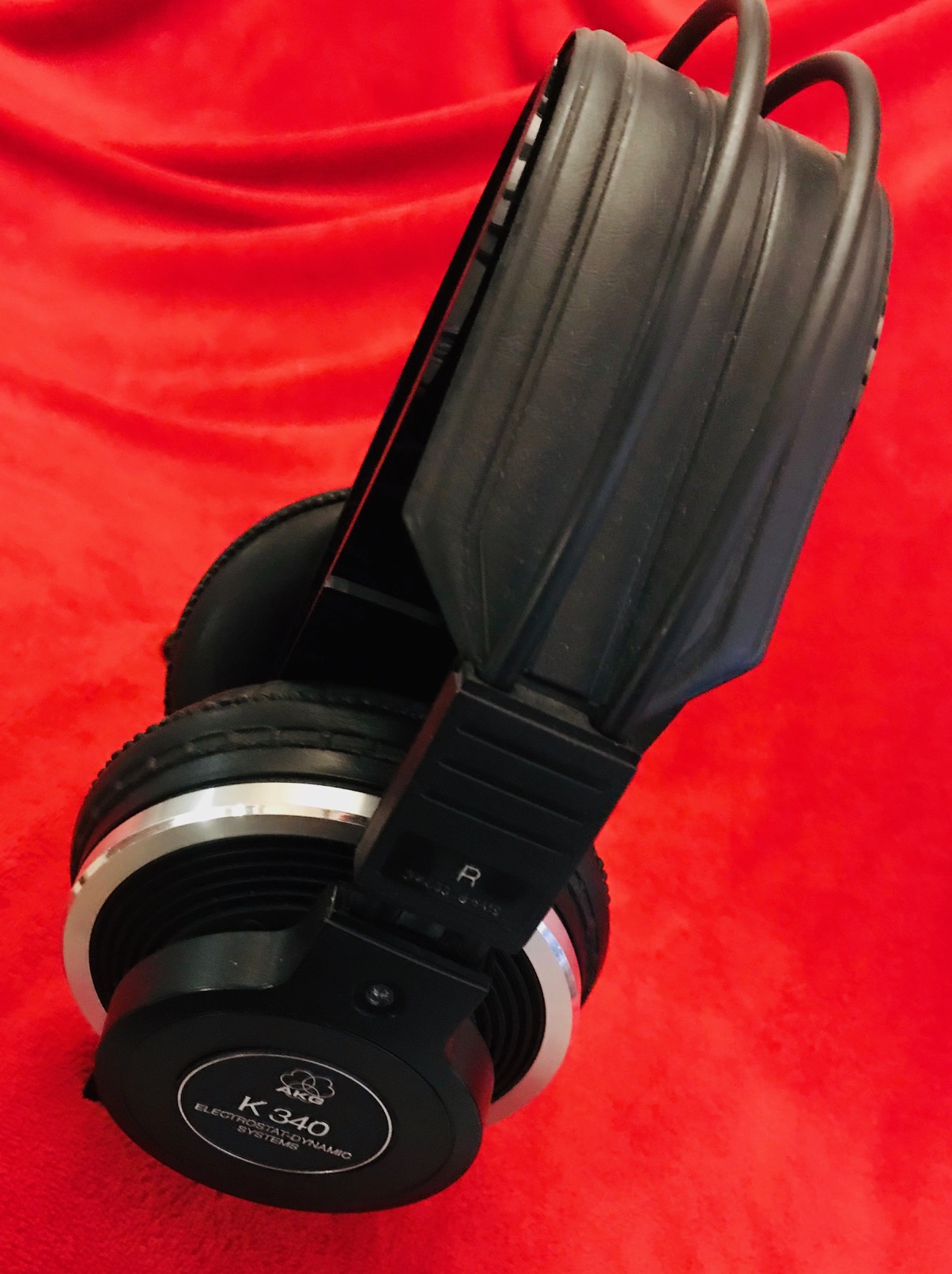 AKG K 340