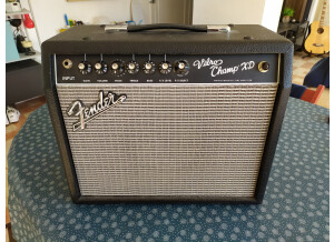 Fender Vibro Champ XD (74362)