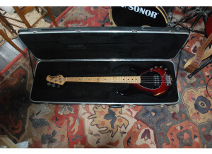 Music Man Classic Sterling 4 (1430)