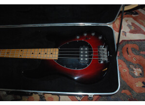 Music Man Classic Sterling 4 (99984)