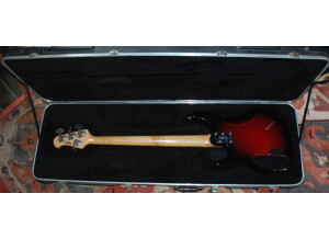 Music Man Classic Sterling 4 (49679)