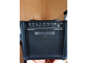 Behringer Ultrabass BT108