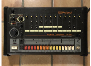 Roland TR-808 (34928)