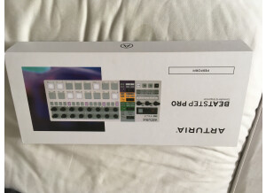 Arturia BeatStep Pro (94416)