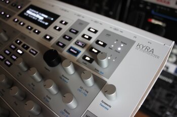 Kyra_2tof 11.JPG Kyra_2tof 11.JPG