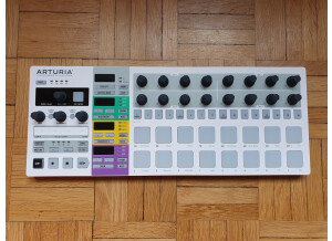 Arturia BeatStep Pro (7371)