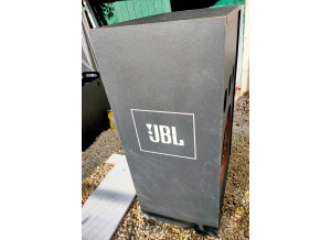 JBL 4641