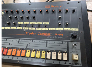 Roland TR-808 (14630)