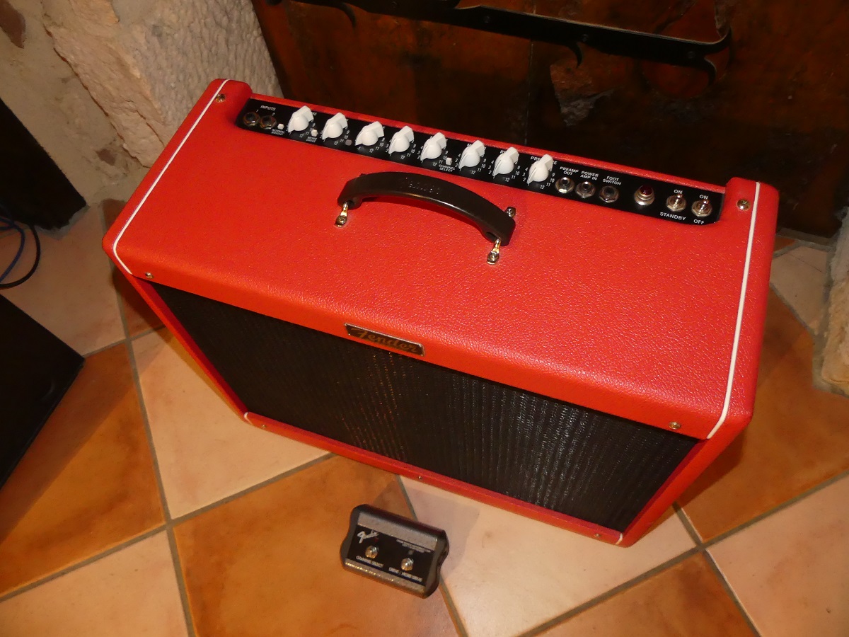 Pictures and images Fender Hot Rod Deluxe III - Red October 