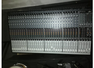 Mackie Onyx 32.4-Bus (5121)