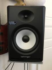 Behringer Nekkst K8