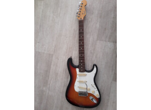 Fender ST62-xx (54382)