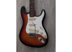 Fender ST62-xx (43714)