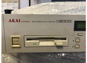 Akai Professional S2000 (29936)