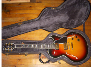 Gibson Classic Series - Es 137 Custom